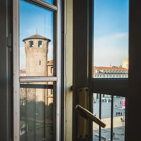 Appartamento In Piazza Castello Exclusive Con Vista Unica Su Piazza Castello *